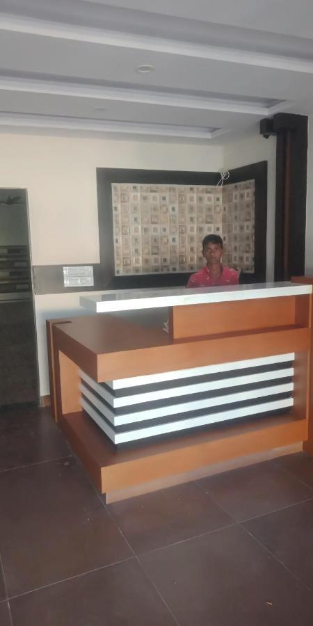 M G Residency Hotel Chikmagalūr Exterior foto
