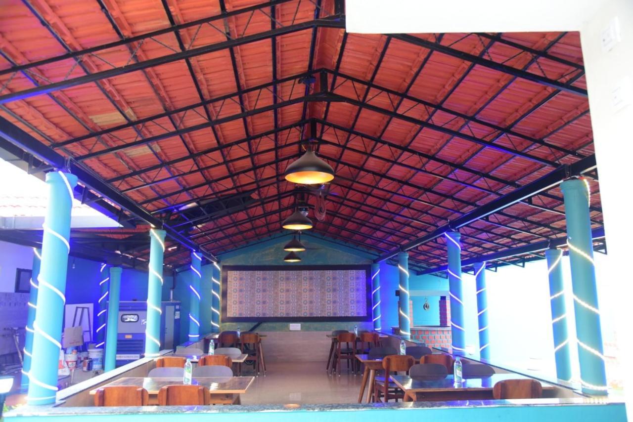 M G Residency Hotel Chikmagalūr Exterior foto